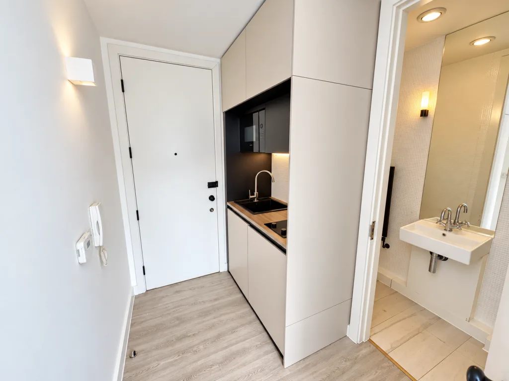 Studio flat for rent