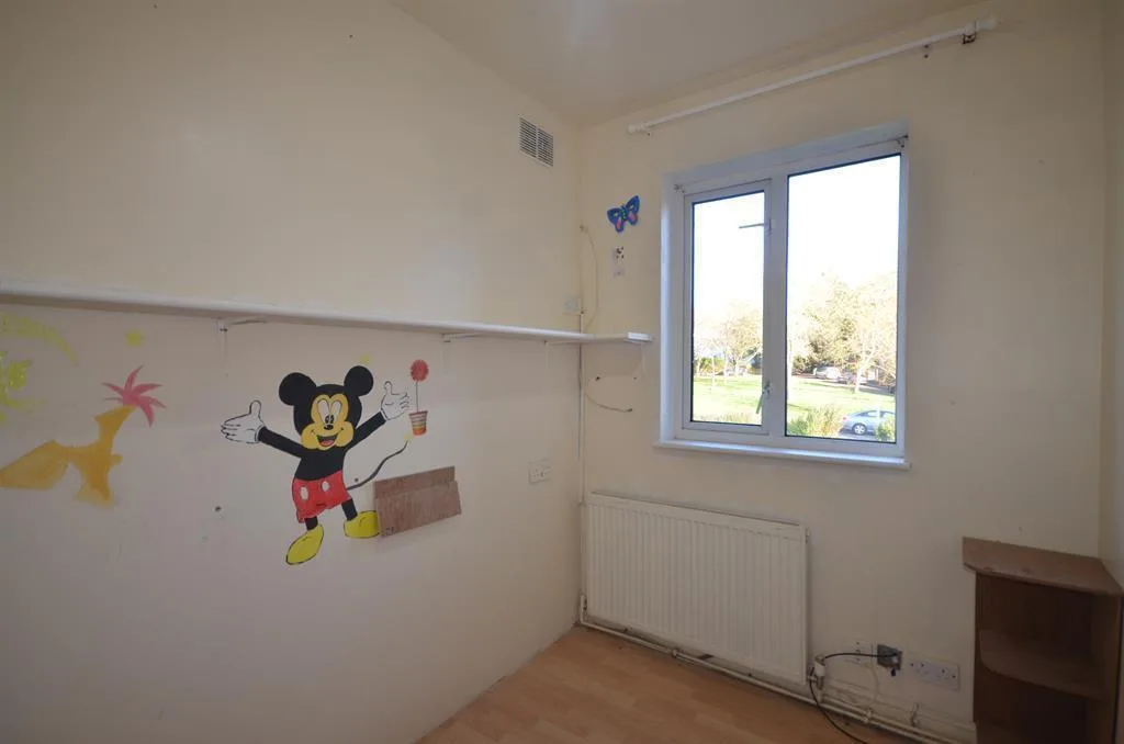 3 bedroom flat for rent