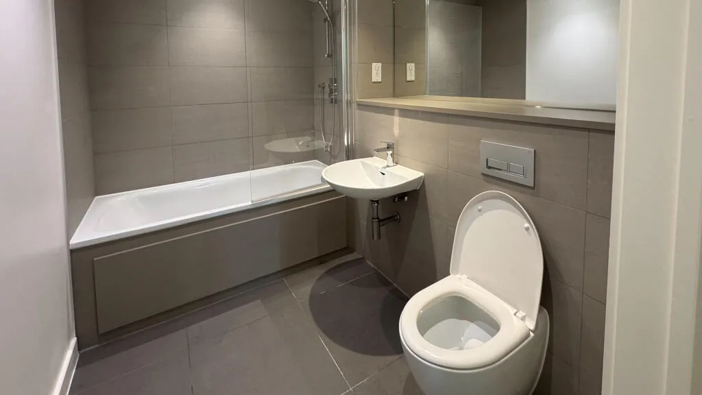 3 bedroom flat for rent