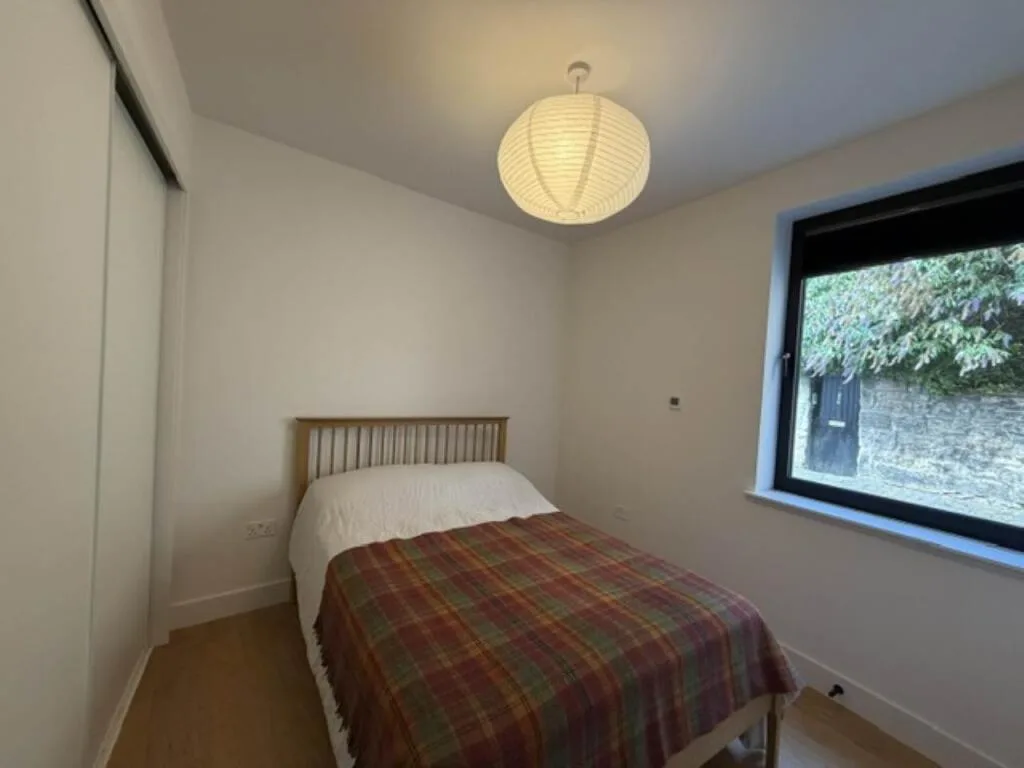 2 bedroom mews property for rent