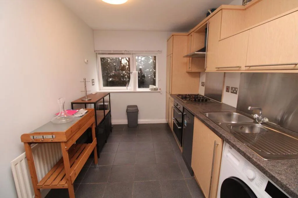 2 bedroom flat for rent