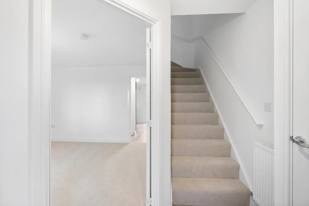 3 bedroom semi-detached house for rent