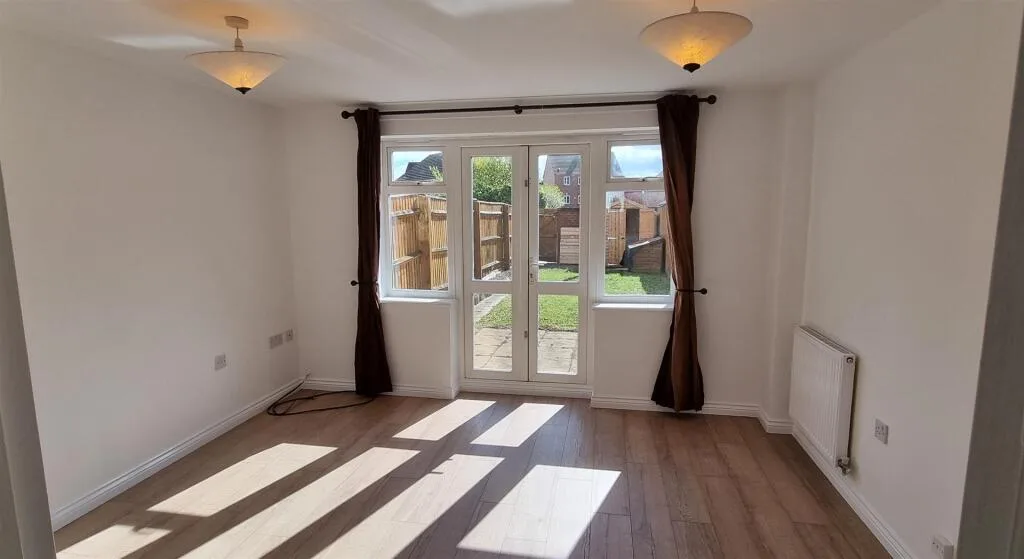 2 bedroom terraced house for rent