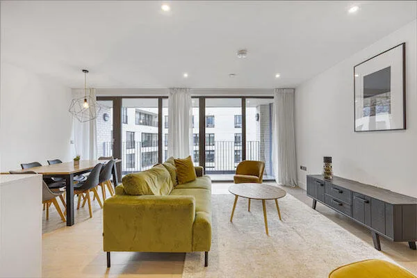 3 bedroom flat for rent