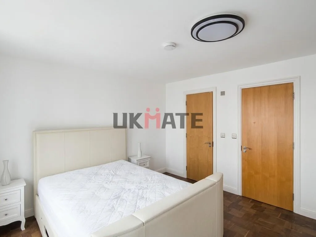 5 bedroom flat for rent