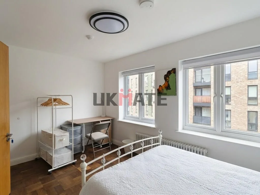 5 bedroom flat for rent