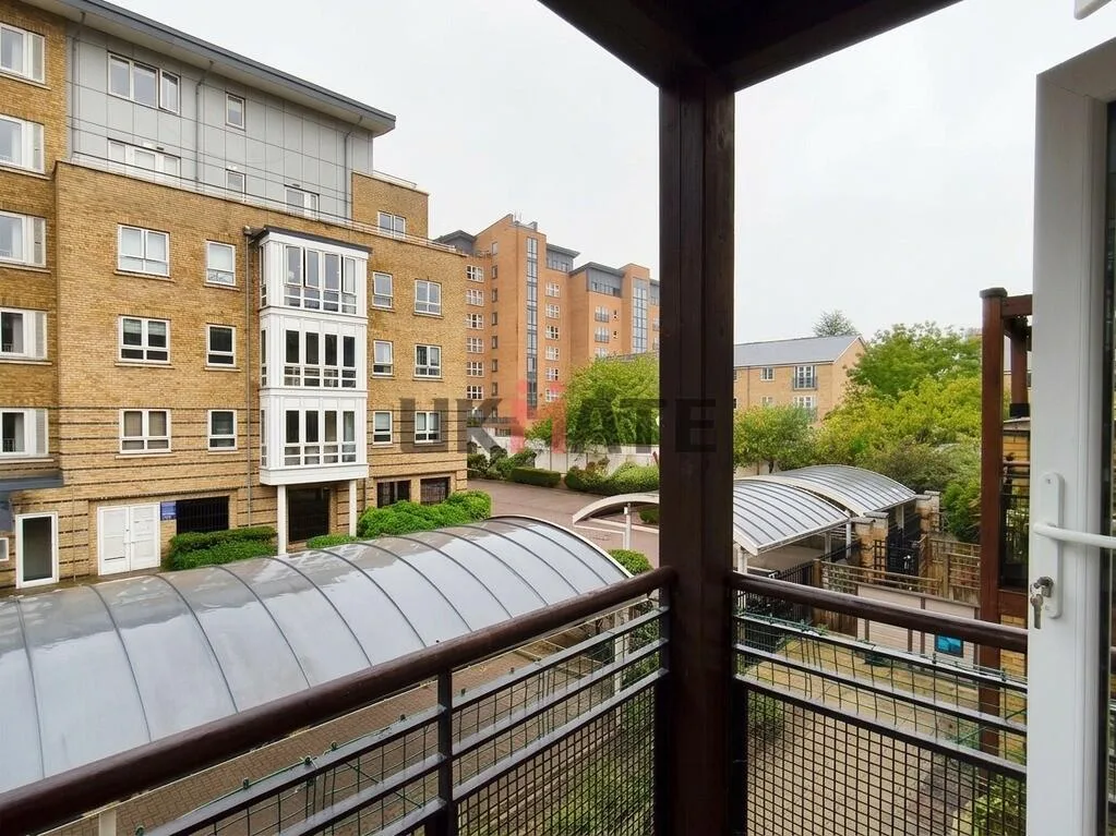 5 bedroom flat for rent