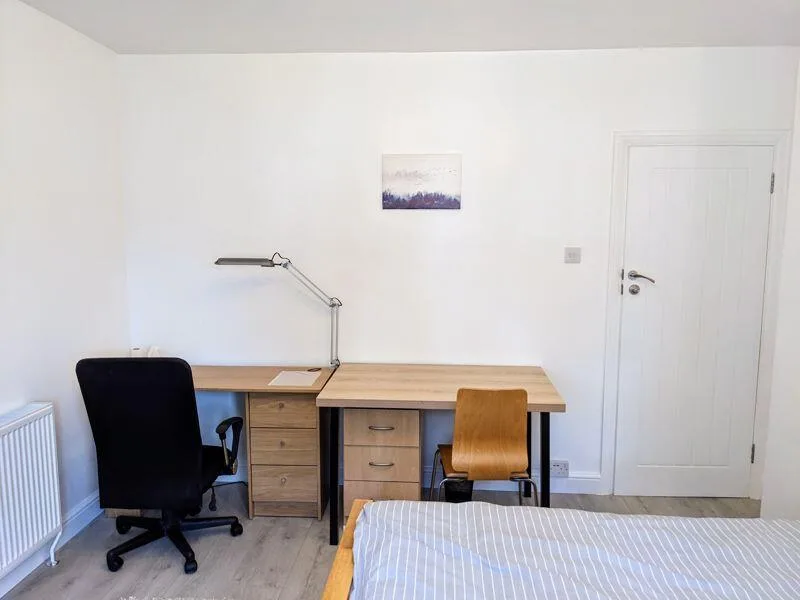 3 bedroom semi-detached house for rent