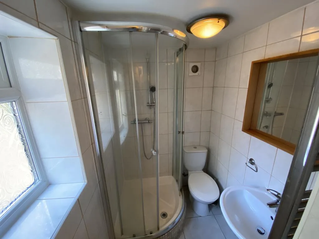 1 bedroom house for rent