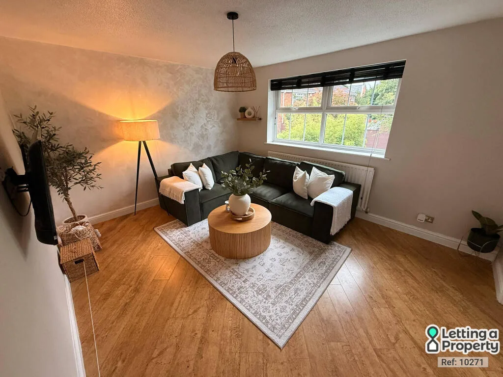 2 bedroom maisonette for rent