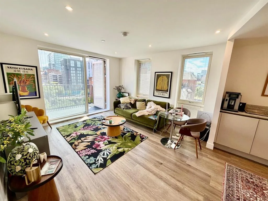 2 bedroom flat for rent