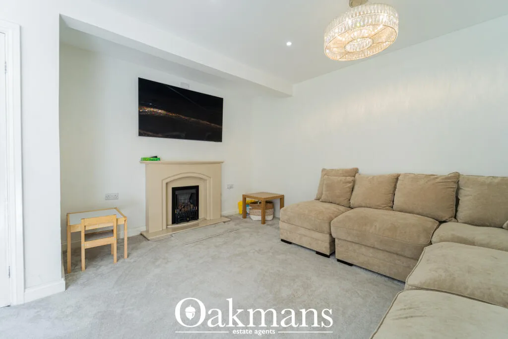 2 bedroom end of terrace house for rent