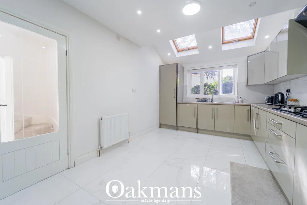 2 bedroom end of terrace house for rent