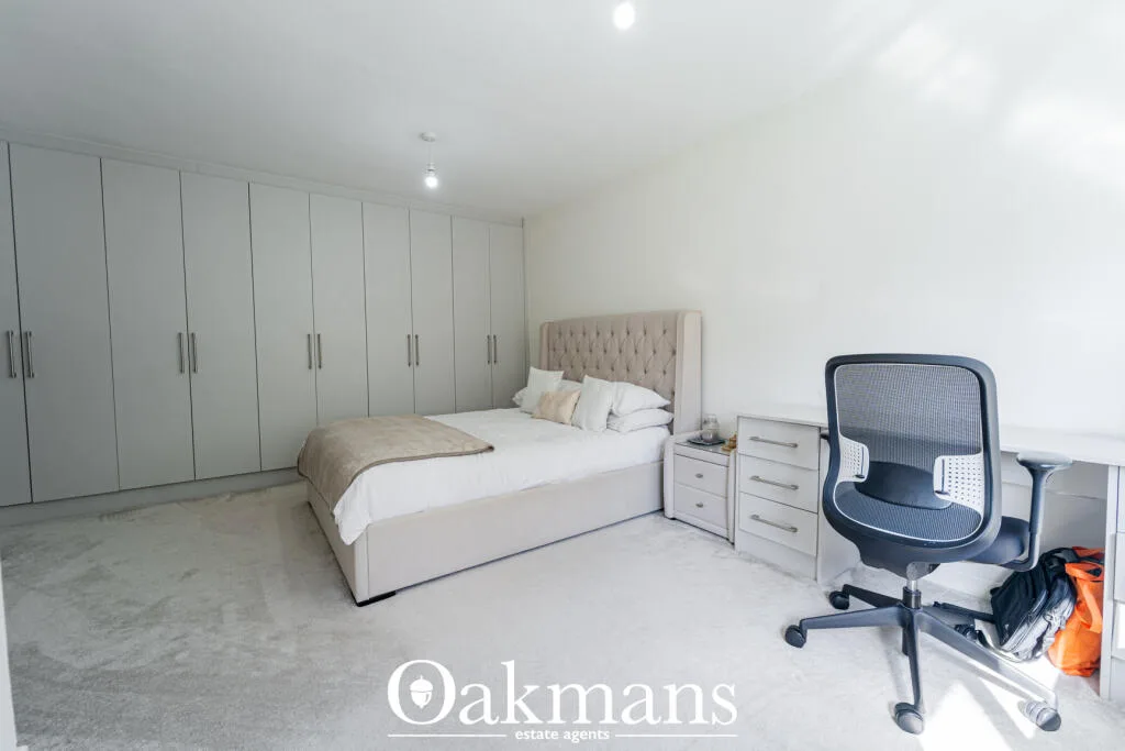 2 bedroom end of terrace house for rent