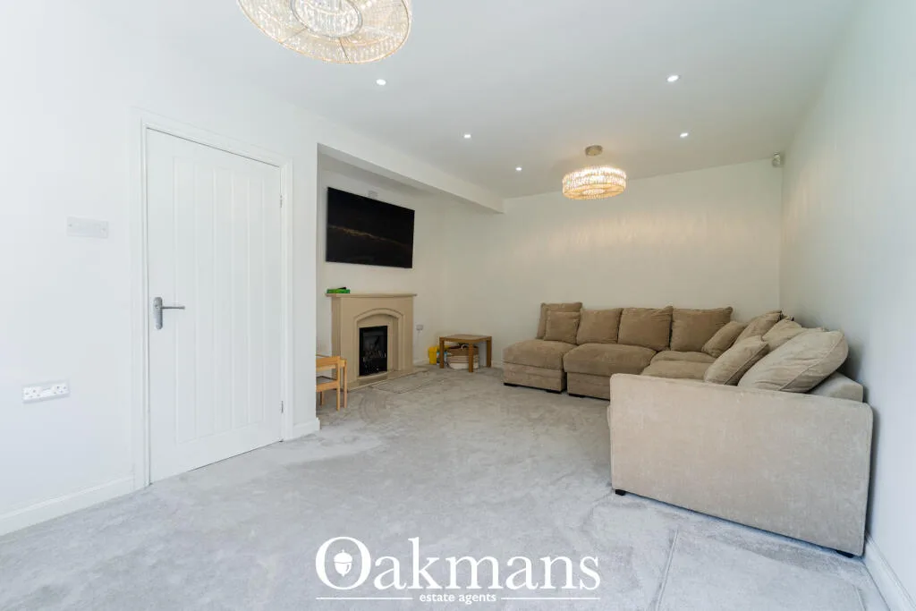 2 bedroom end of terrace house for rent