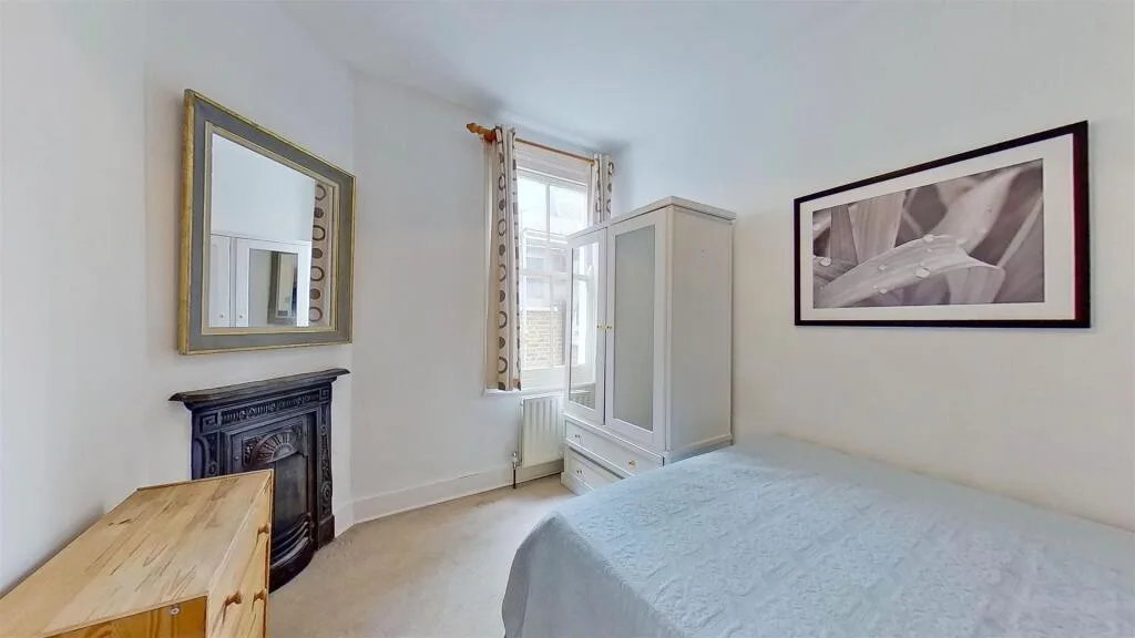 3 bedroom maisonette for rent