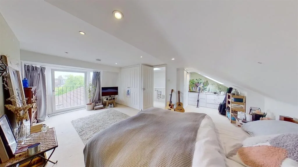 3 bedroom maisonette for rent