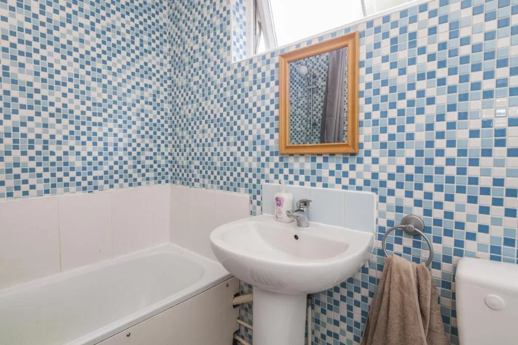 3 bedroom maisonette for rent