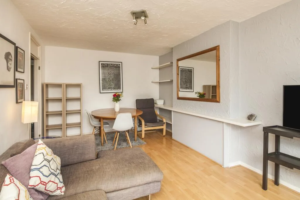 3 bedroom maisonette for rent