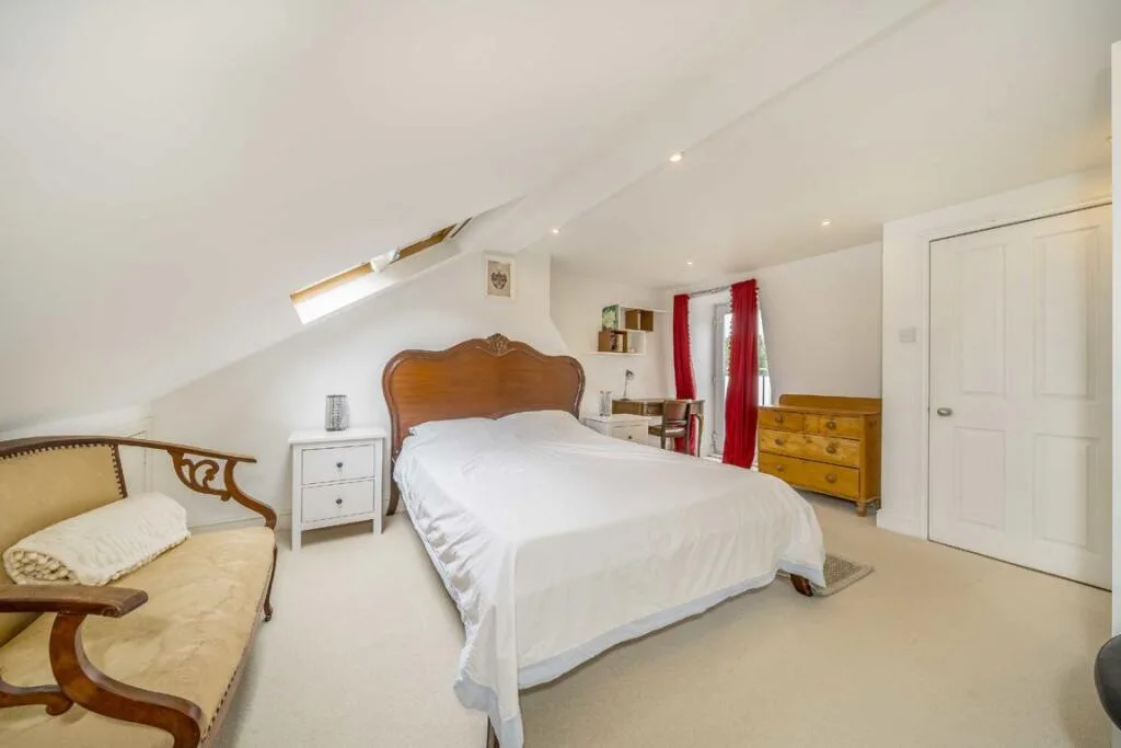 3 bedroom flat for rent