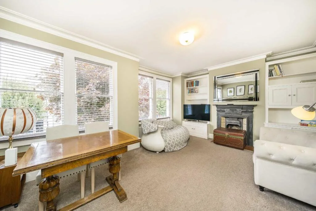 3 bedroom flat for rent
