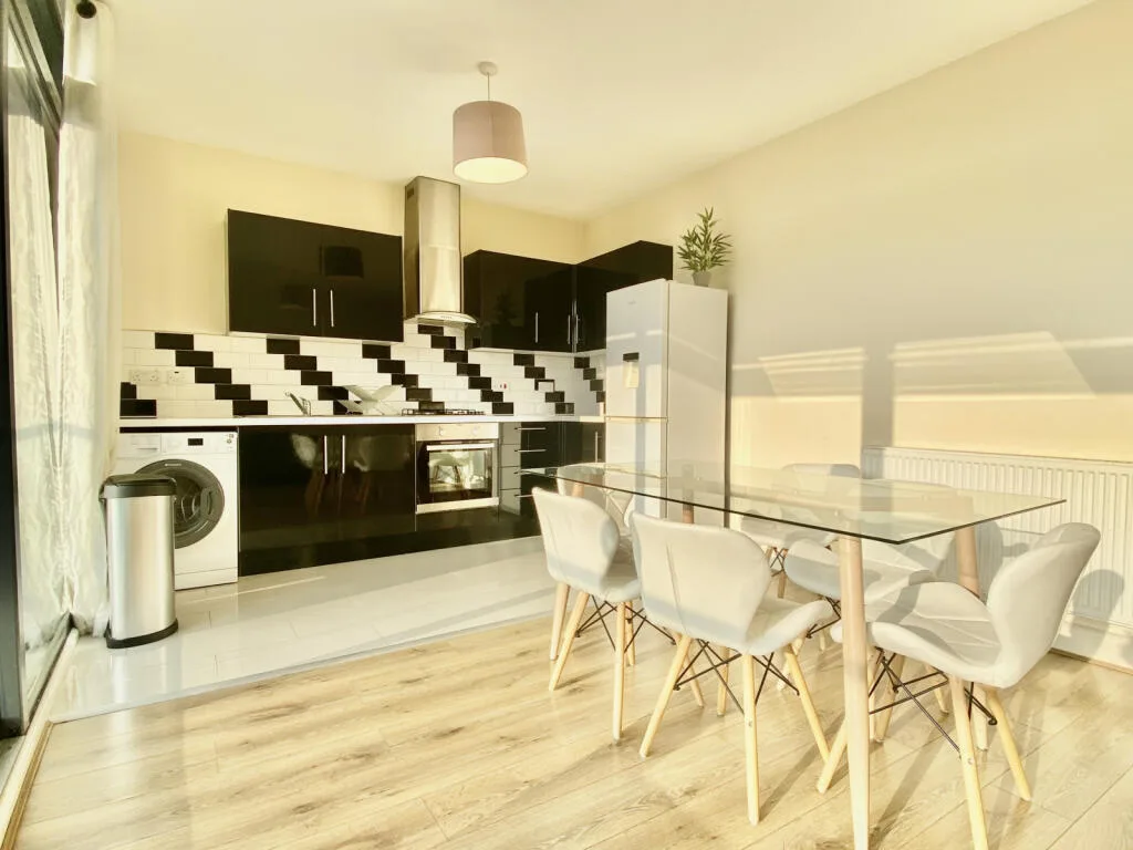 2 bedroom flat for rent