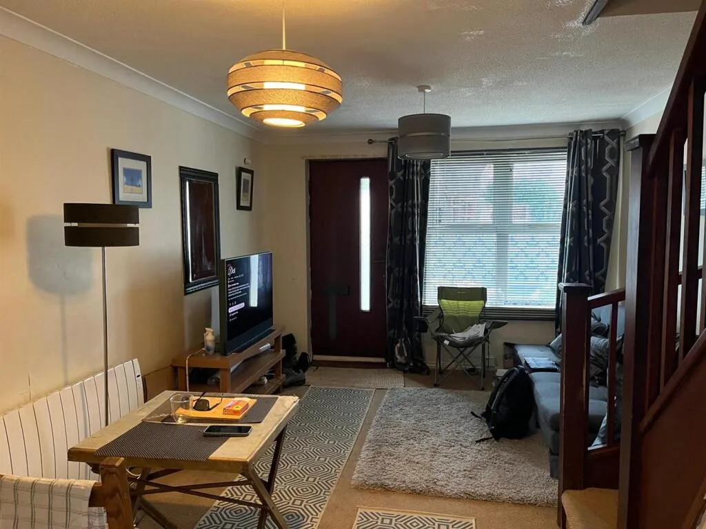 2 bedroom terraced house for rent