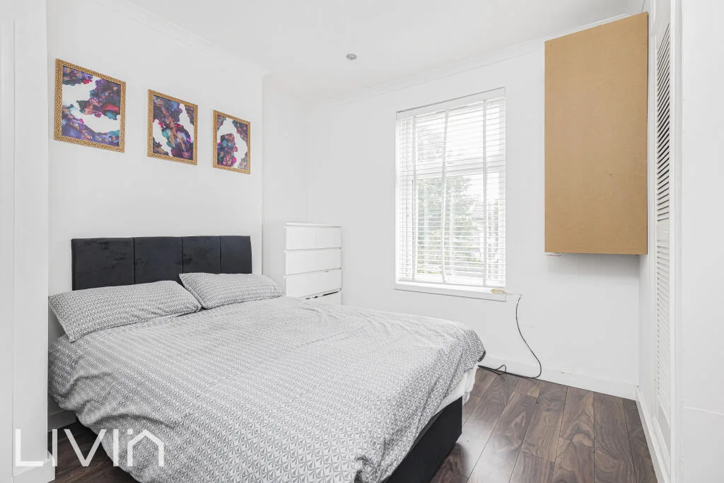 3 bedroom end of terrace house for rent