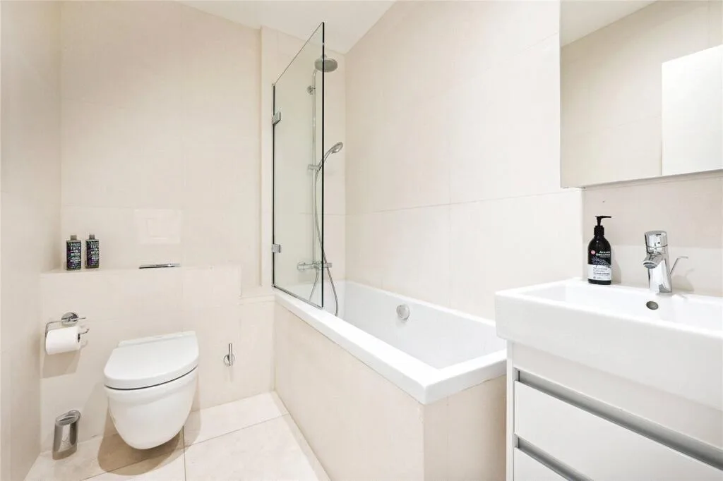 4 bedroom apartment for rent