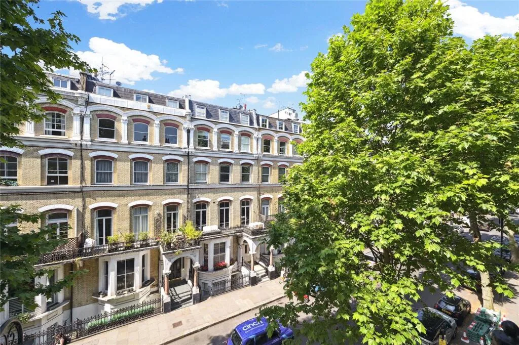 4 bedroom apartment for rent