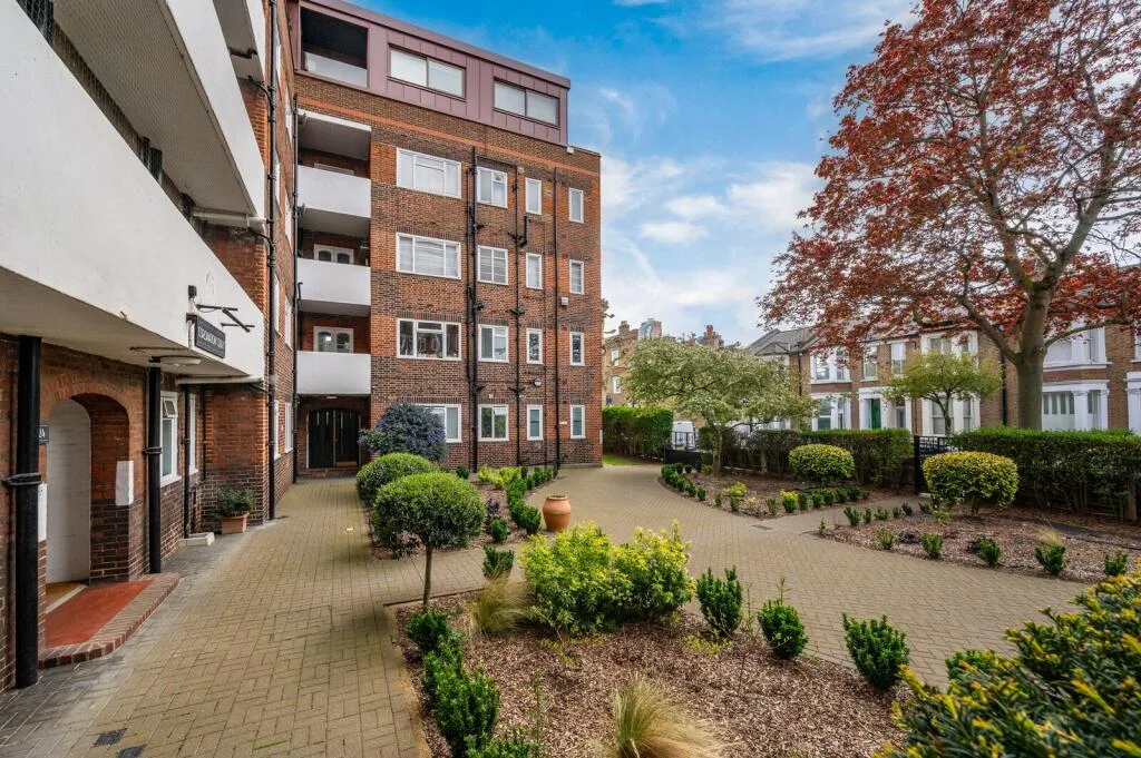 2 bedroom flat for rent