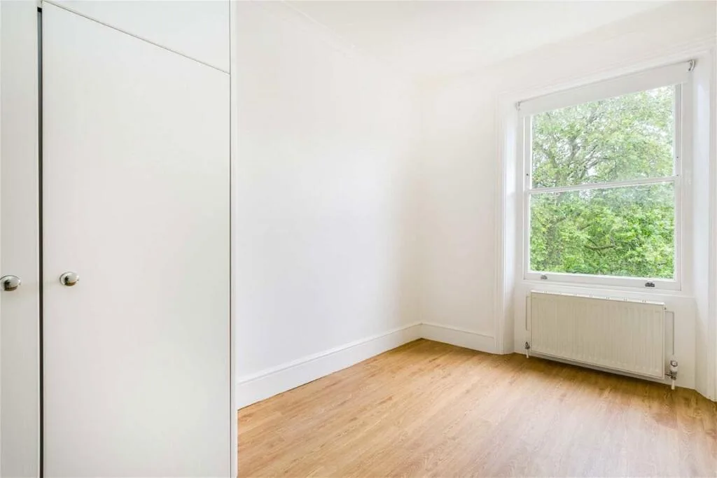 3 bedroom maisonette for rent