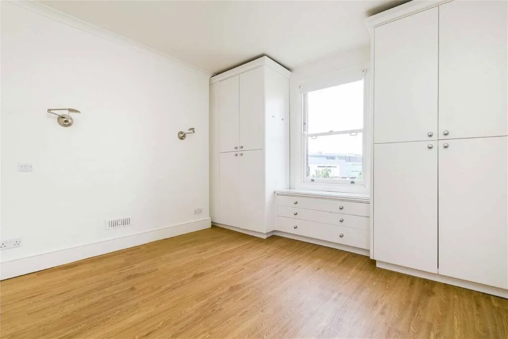 3 bedroom maisonette for rent