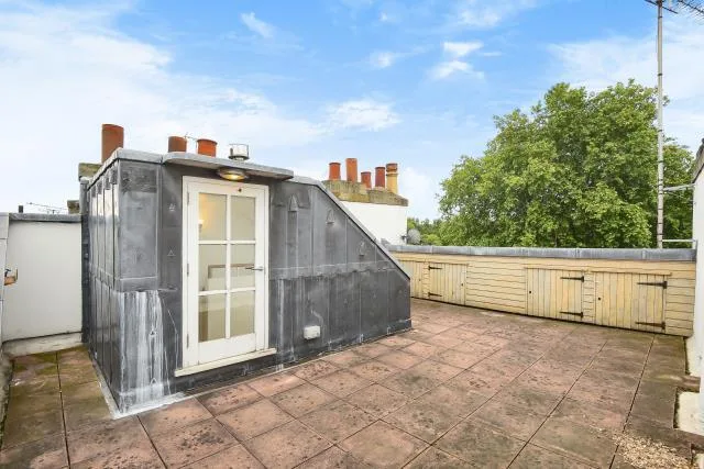 3 bedroom flat for rent