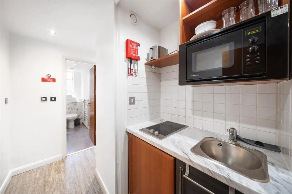 Studio flat for rent