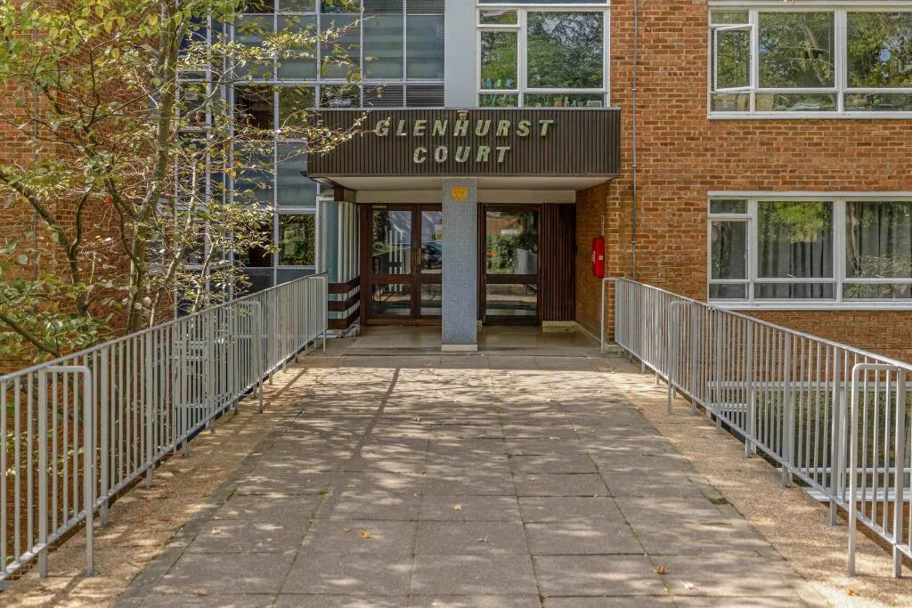 2 bedroom flat for rent