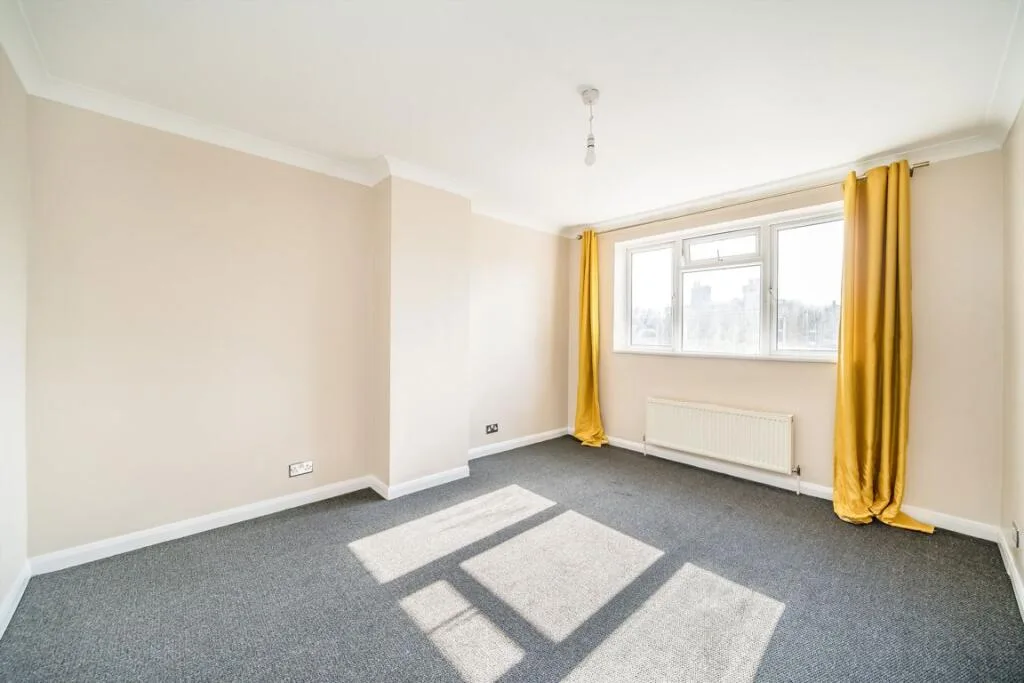 4 bedroom flat for rent