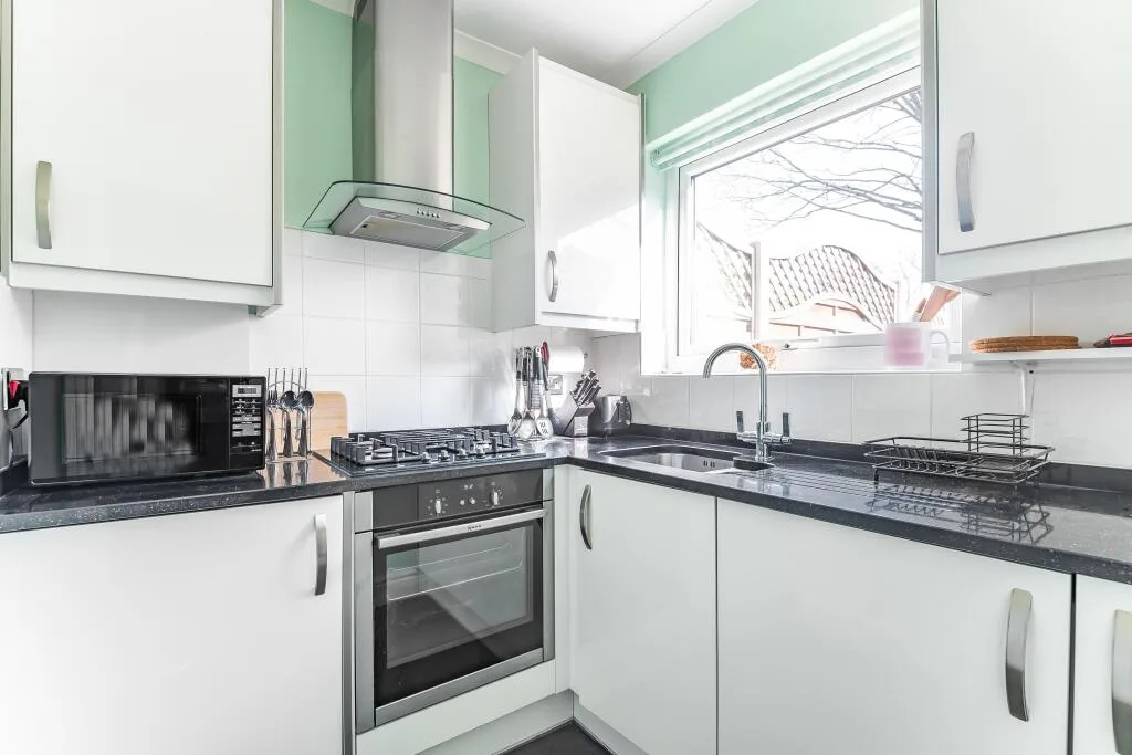 1 bedroom ground floor maisonette for rent