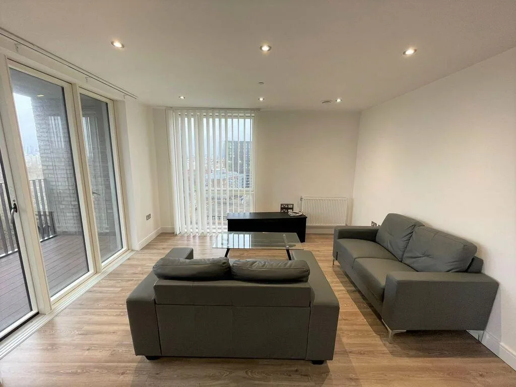 3 bedroom flat for rent