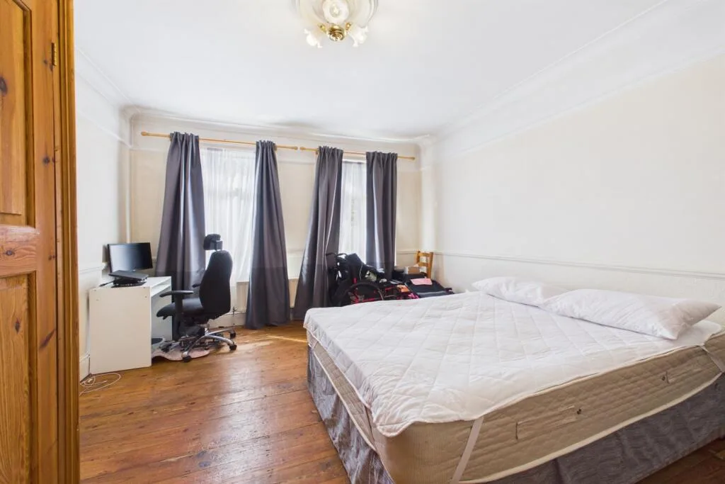 3 bedroom maisonette for rent