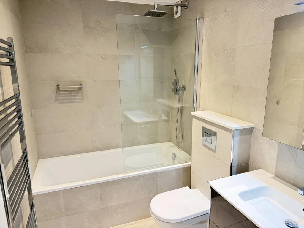 3 bedroom flat for rent