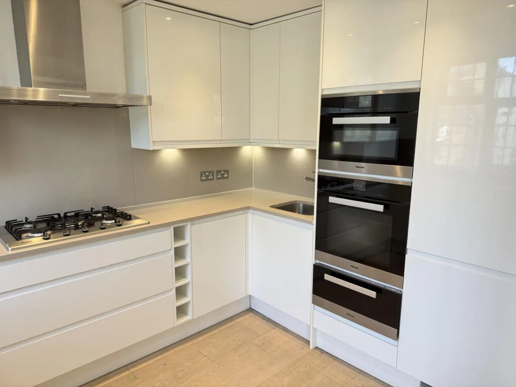 3 bedroom flat for rent
