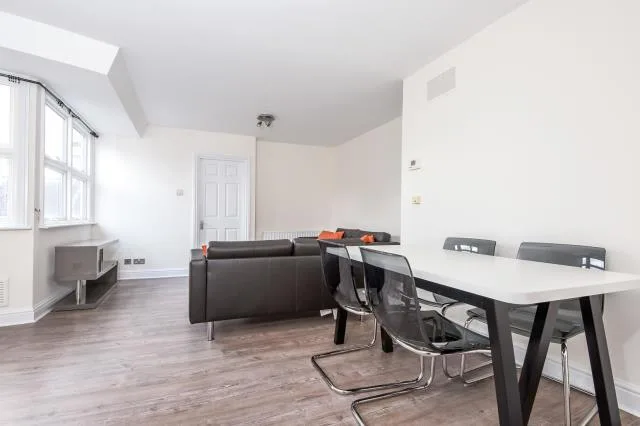 2 bedroom flat for rent