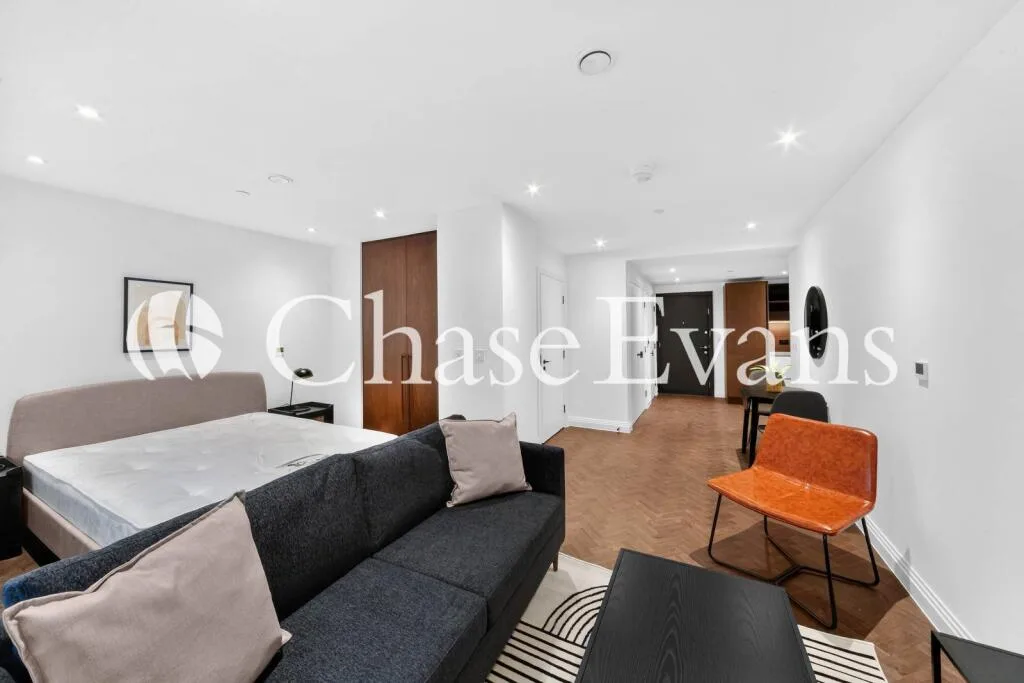 Studio flat for rent