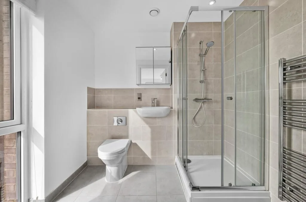 3 bedroom flat for rent
