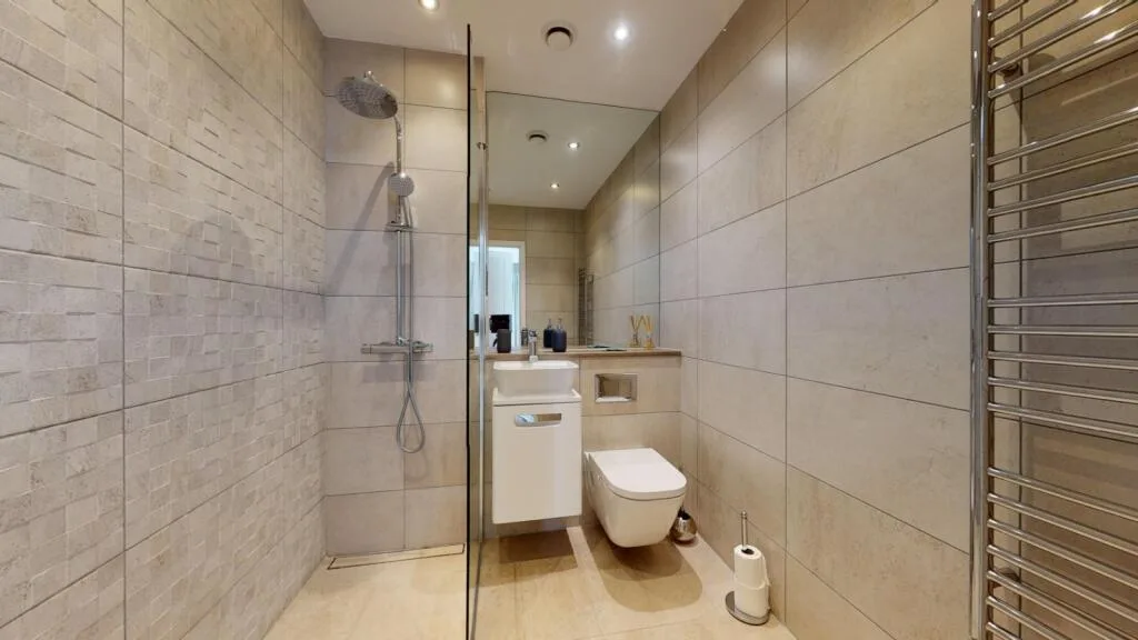 3 bedroom flat for rent