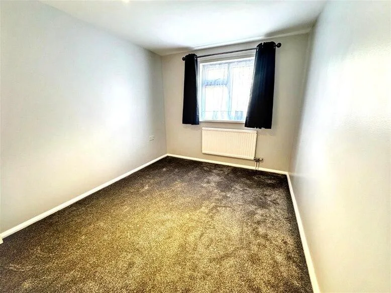 1 bedroom maisonette for rent
