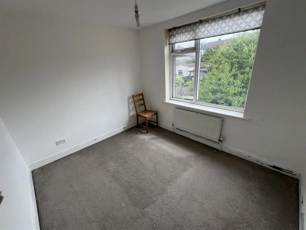 3 bedroom semi-detached house for rent