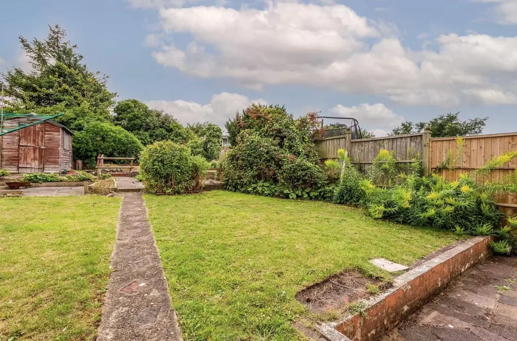 1 bedroom house for rent
