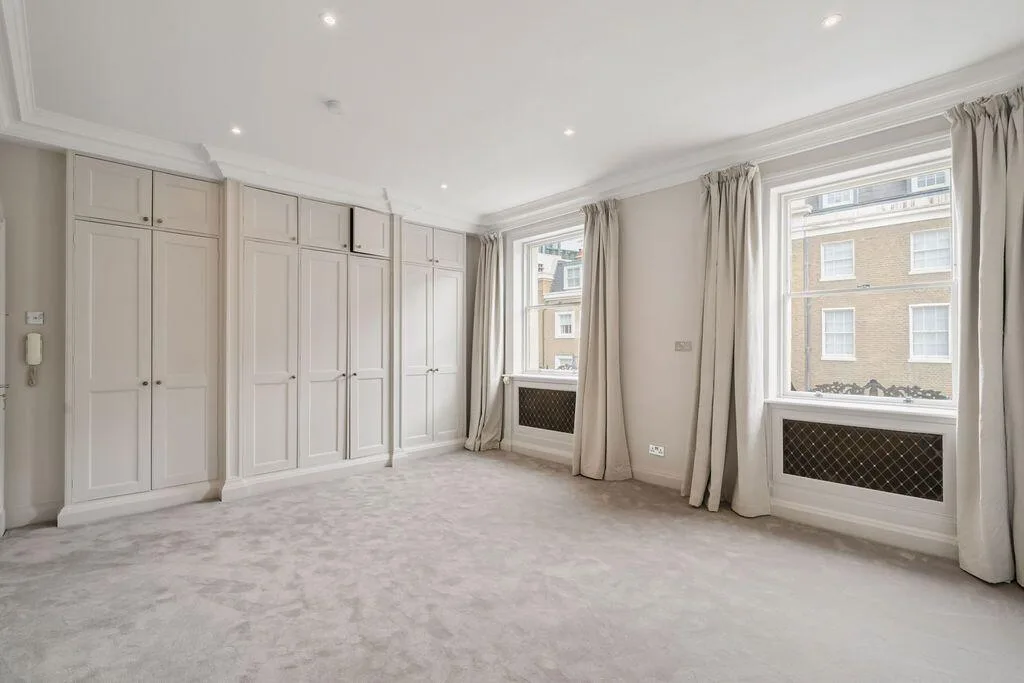 6 bedroom house for rent